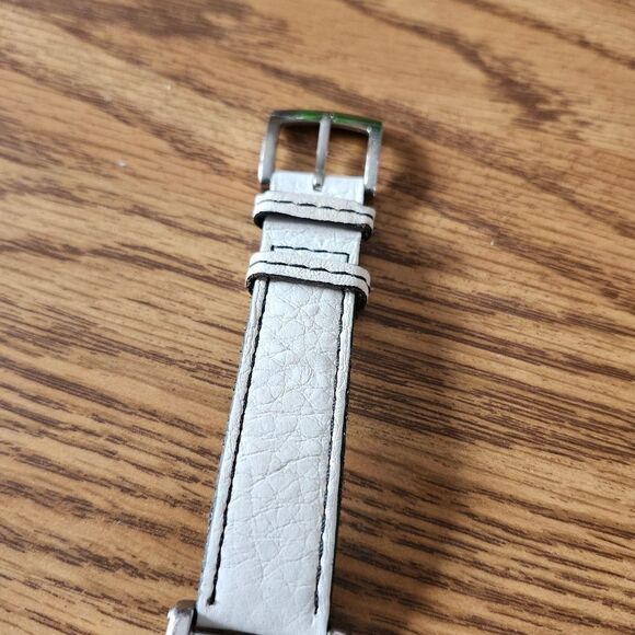 JUICY COUTURE Vintage G&P Silver And Leather Watch FEMININE - Picture 4 of 10